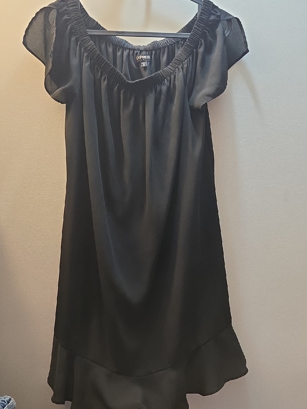 Express Black Chiffon Ruffle-Hem Dress